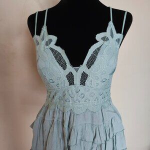CROCHET LACE PEPLUM CAMI | LT GREEN